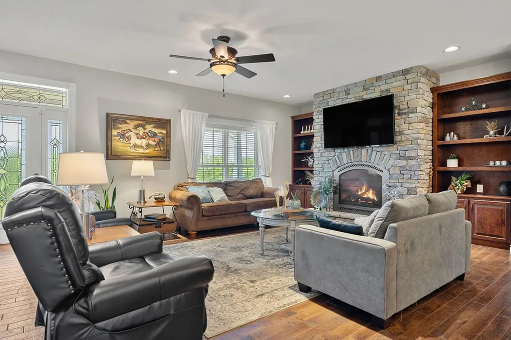 3292 Moss Arcott Celina TN 38551