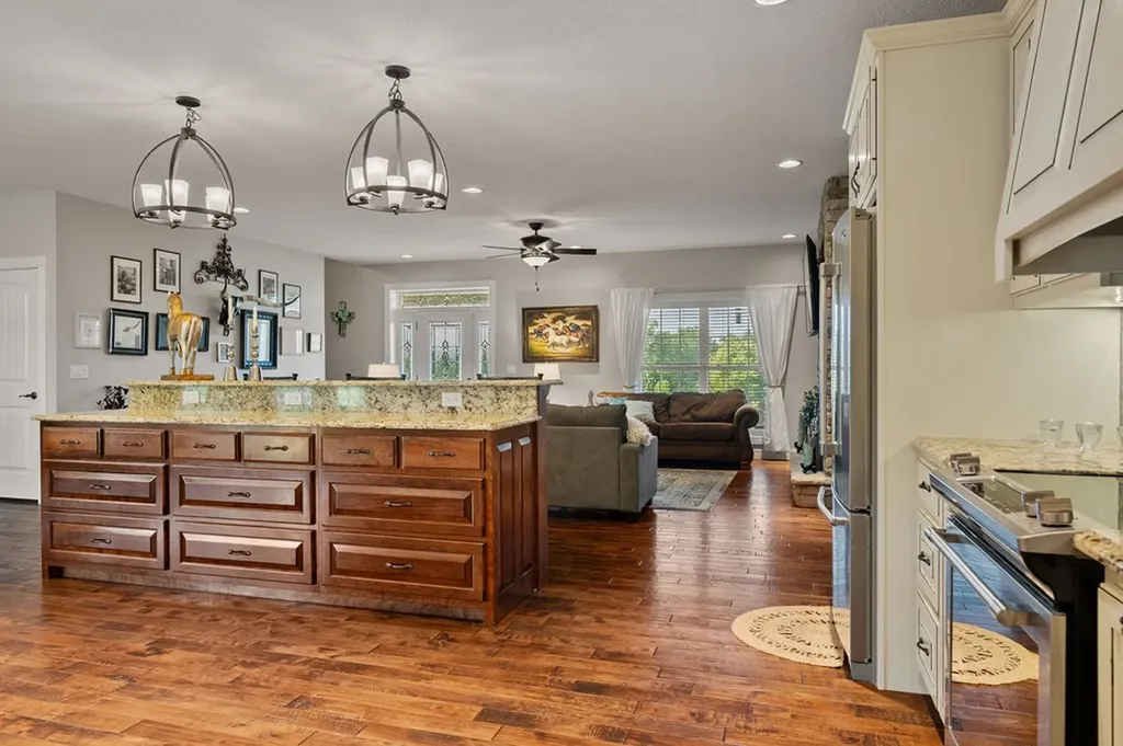 3292 Moss Arcott Celina TN 38551