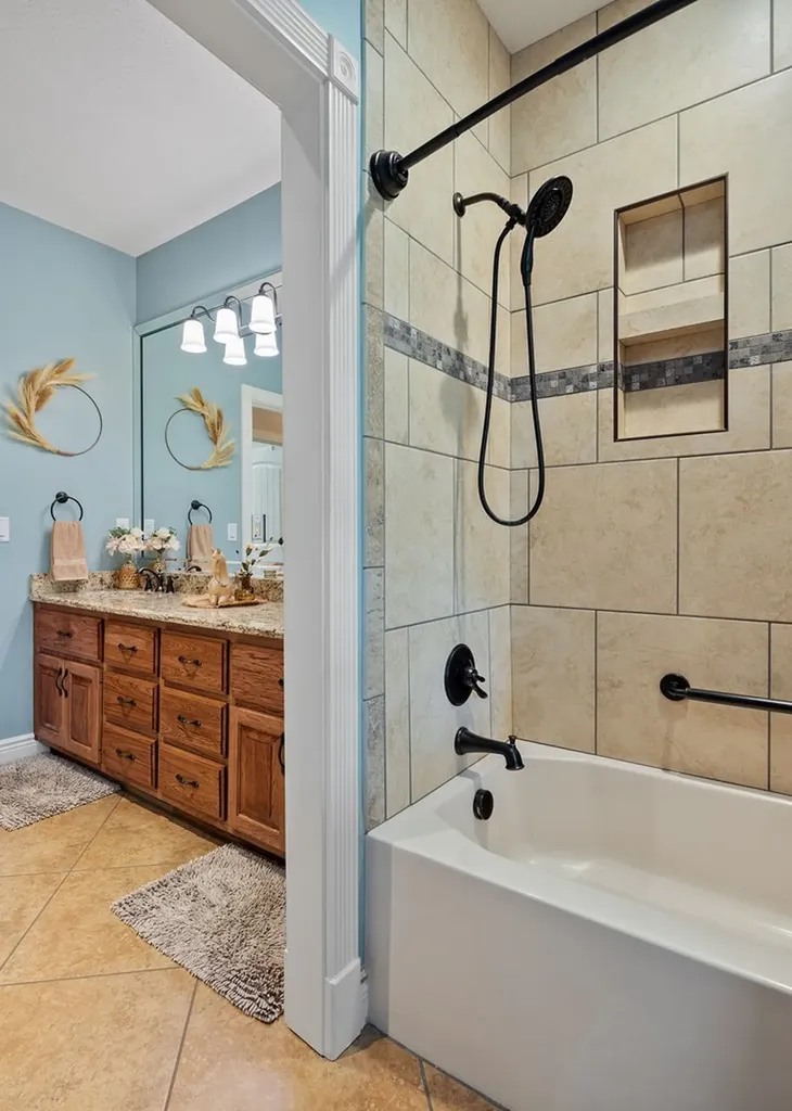 3292 Moss Arcott Celina TN 38551