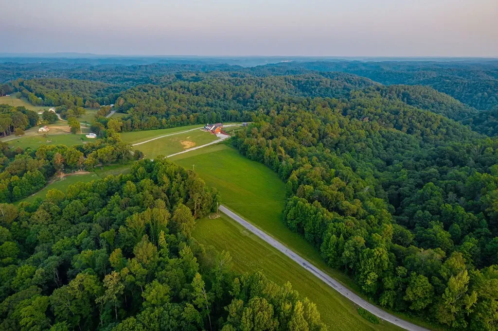 3292 Moss Arcott Celina TN 38551