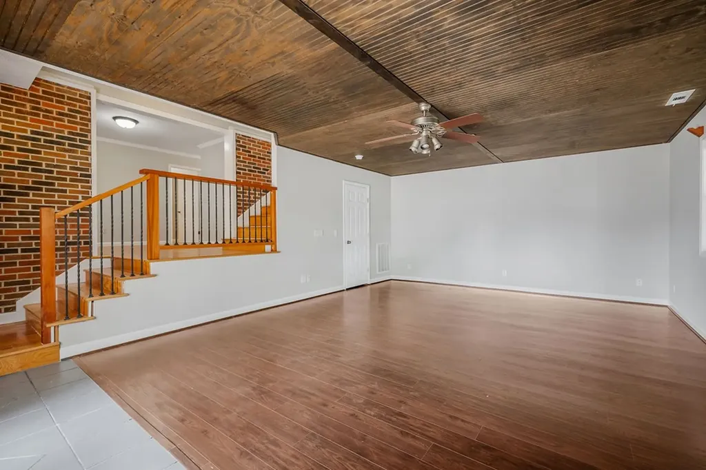 114 Thompson Lane Cookeville TN 38506