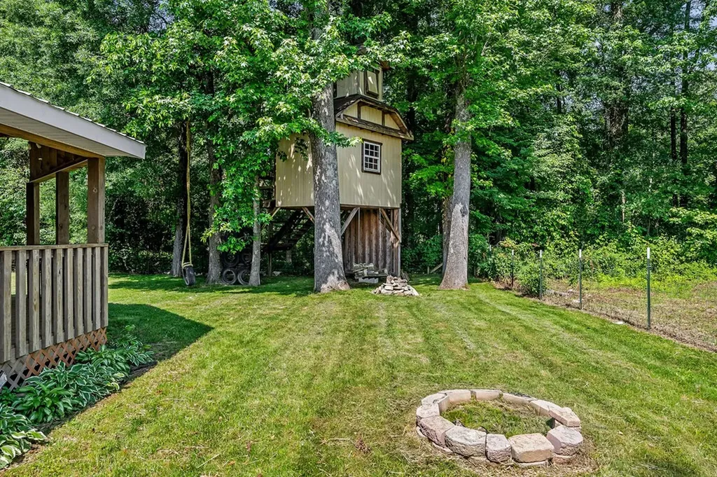 114 Thompson Lane Cookeville TN 38506