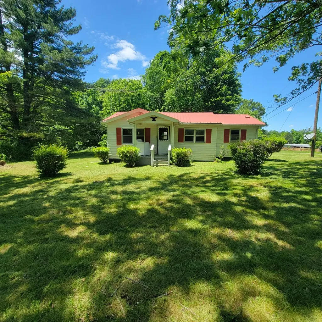 19 Vincent Road Spencer TN 38585