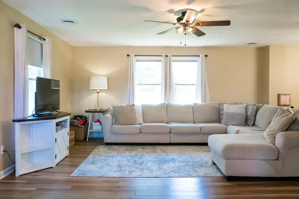 16945 Dodson Branch Highway Cookeville TN 38501