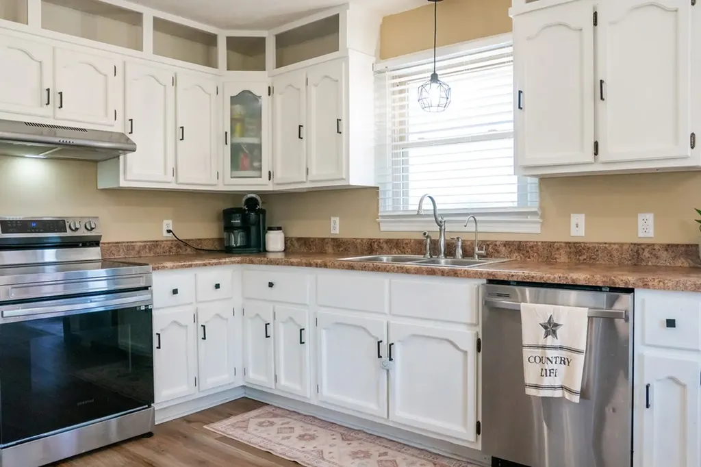 16945 Dodson Branch Highway Cookeville TN 38501