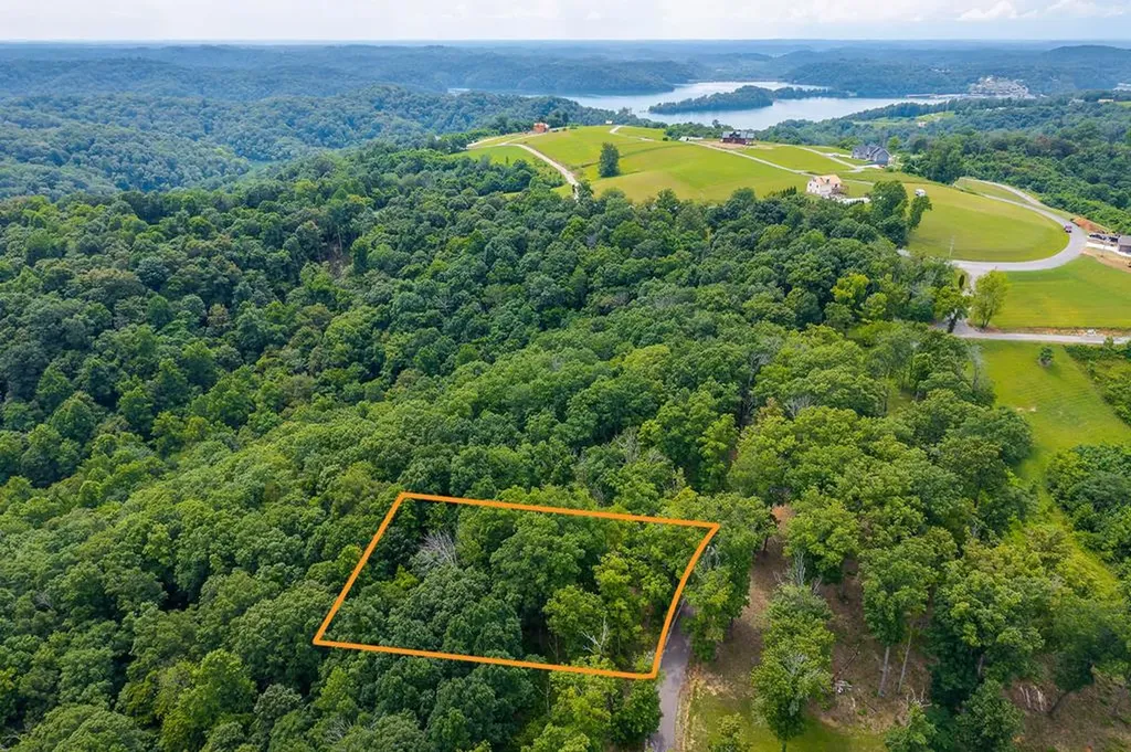 31 C Rock Fish Road Hilham TN 38568