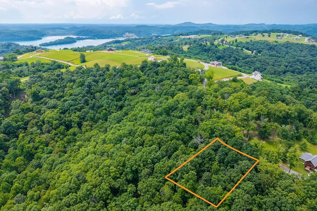 31 C Rock Fish Road Hilham TN 38568