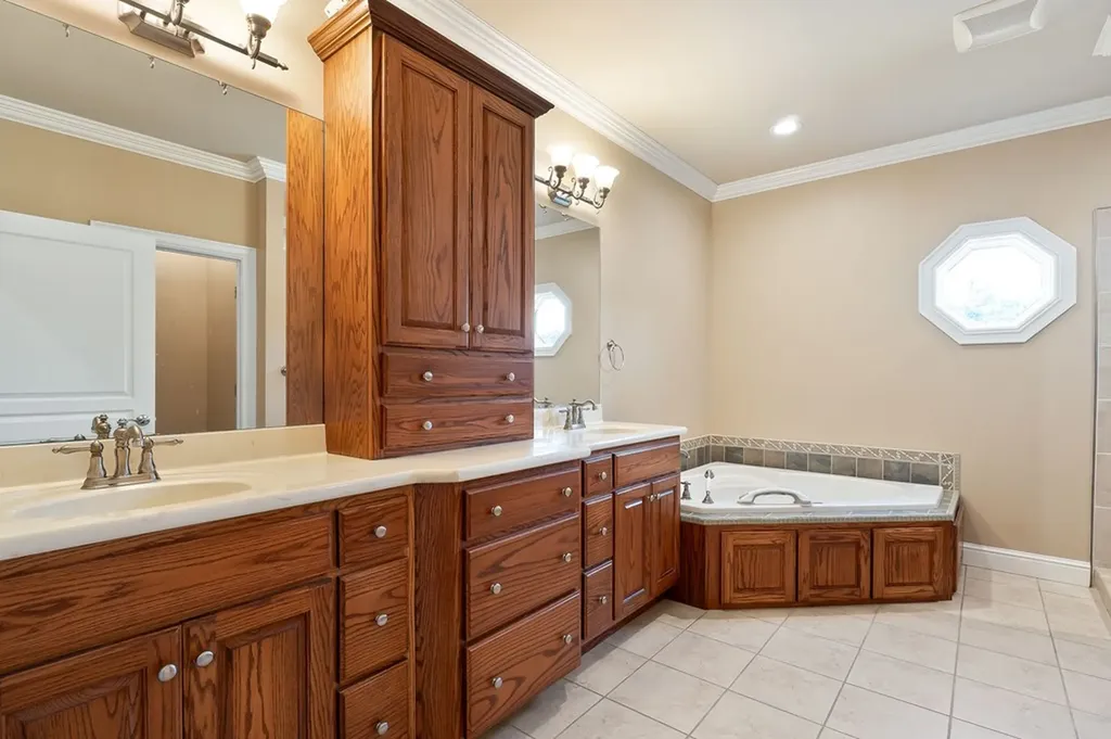 2108 Boxwood Cookeville TN 38506