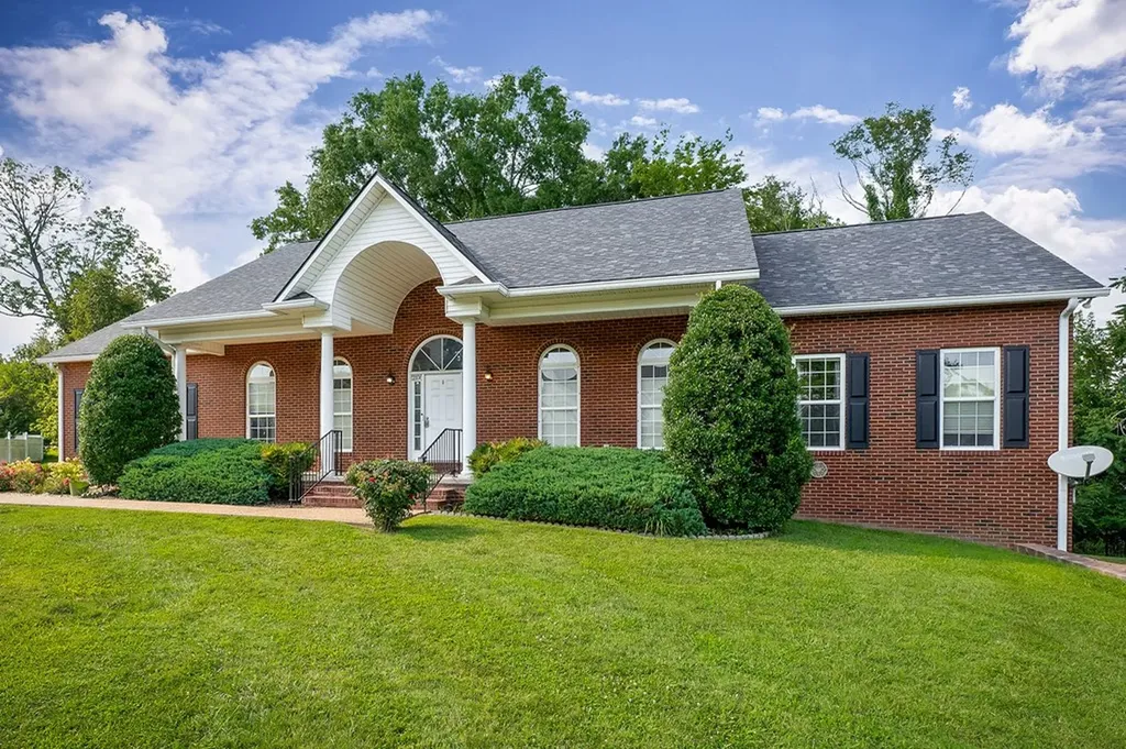 2108 Boxwood Cookeville TN 38506