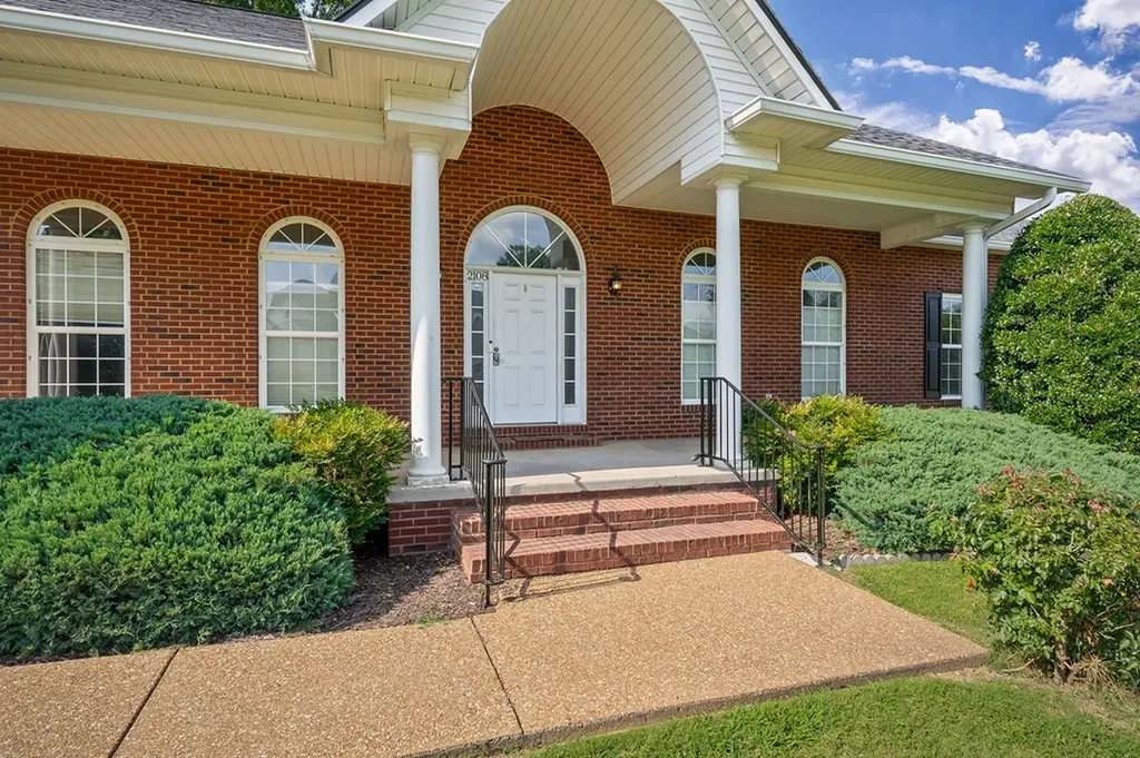 2108 Boxwood Cookeville TN 38506