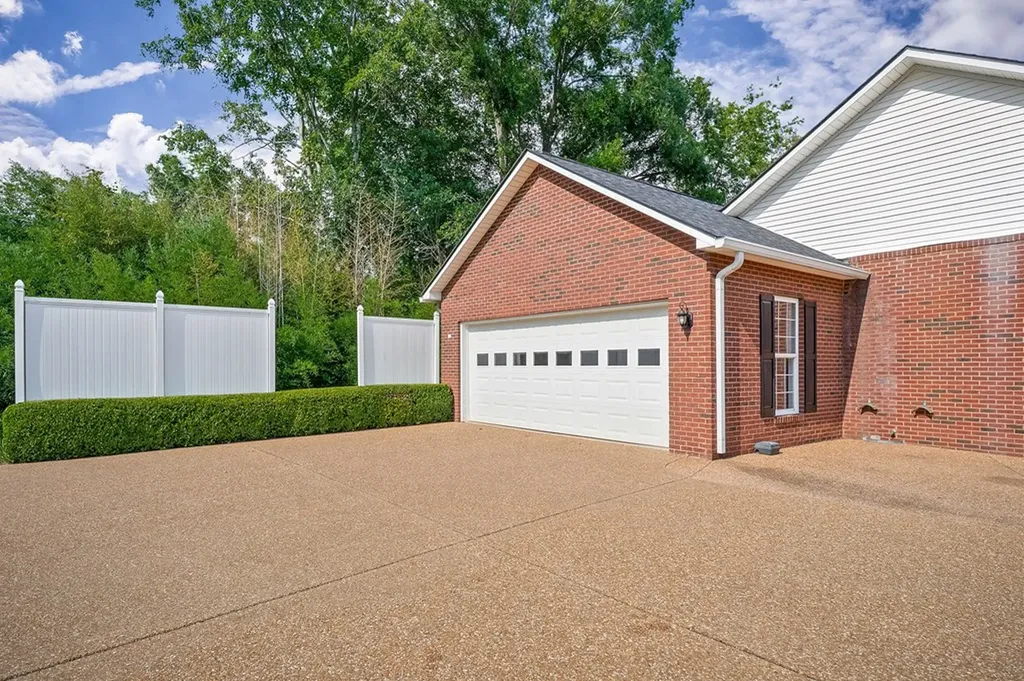 2108 Boxwood Cookeville TN 38506