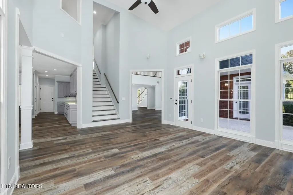 6988 Highway 64 E Wartrace TN 37183