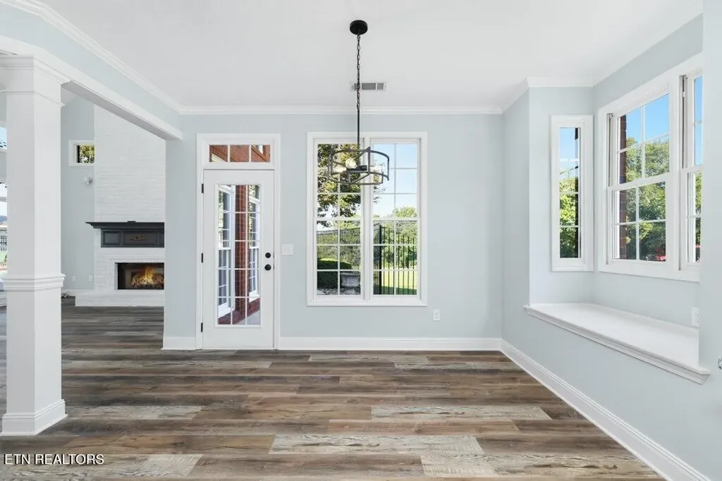 6988 Highway 64 E Wartrace TN 37183