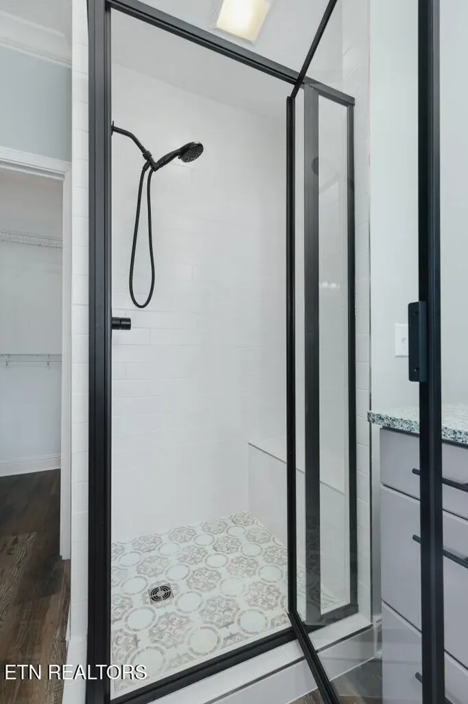 6988 Highway 64 E Wartrace TN 37183