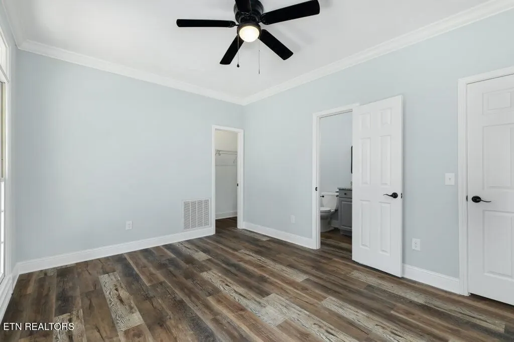 6988 Highway 64 E Wartrace TN 37183