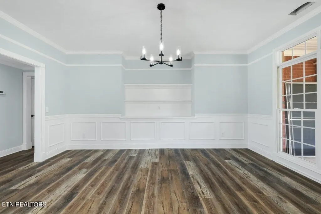 6988 Highway 64 E Wartrace TN 37183