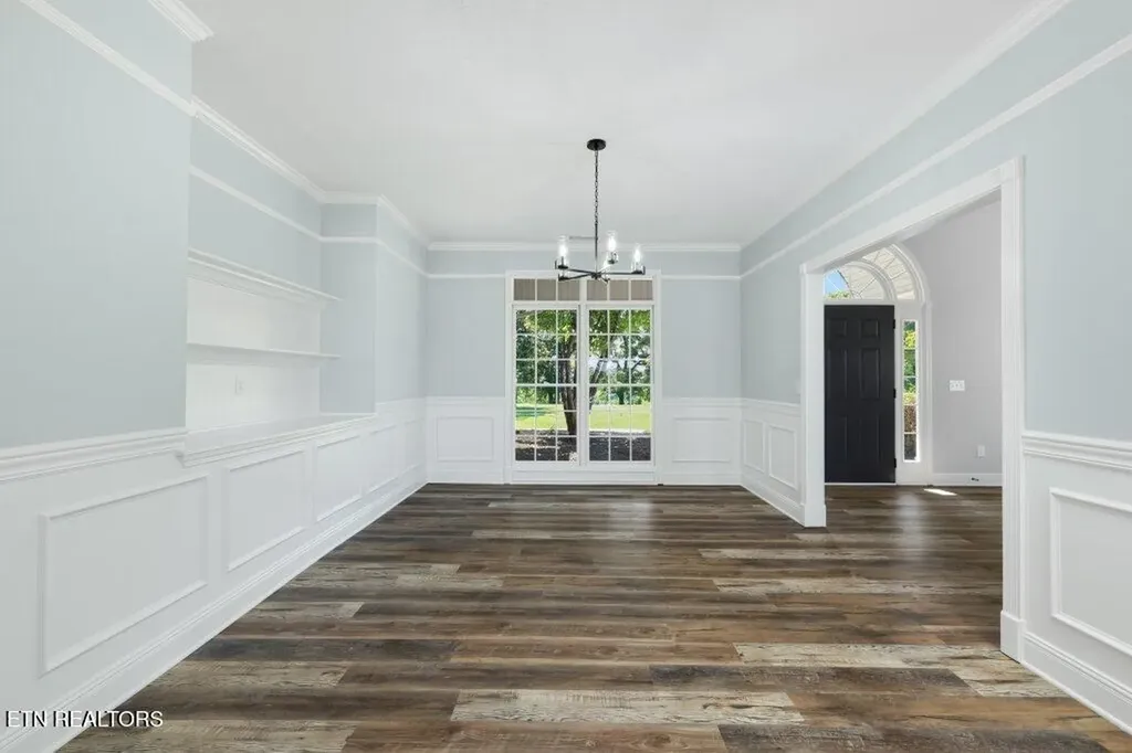 6988 Highway 64 E Wartrace TN 37183