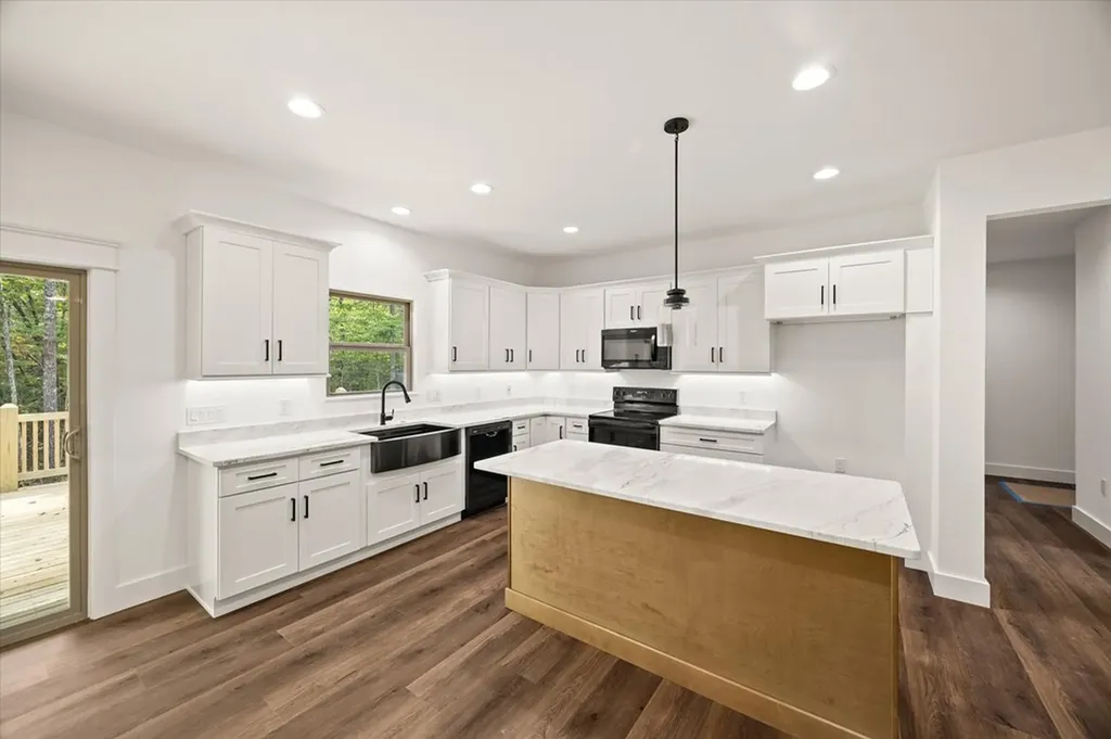 440 Saint George Drive Crossville TN 38558