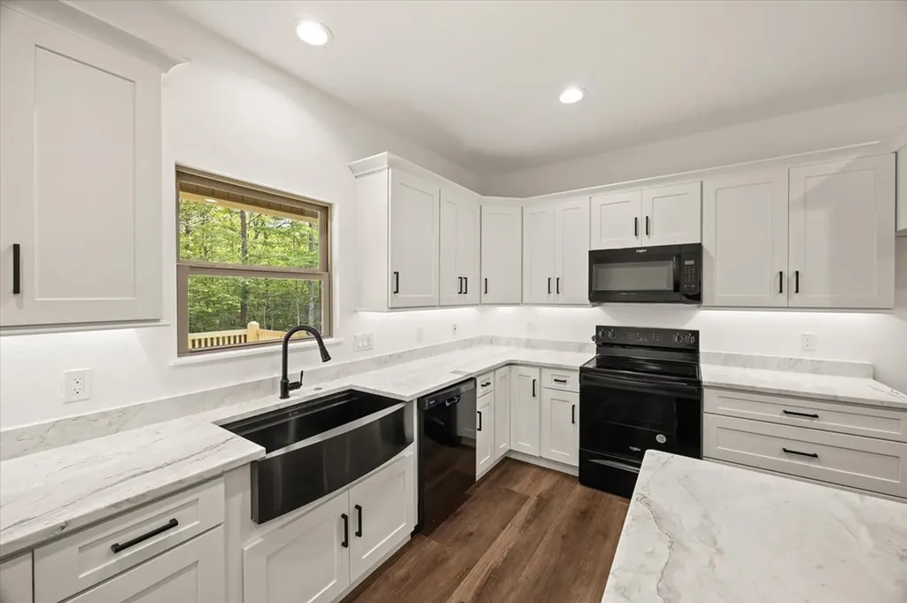 440 Saint George Drive Crossville TN 38558