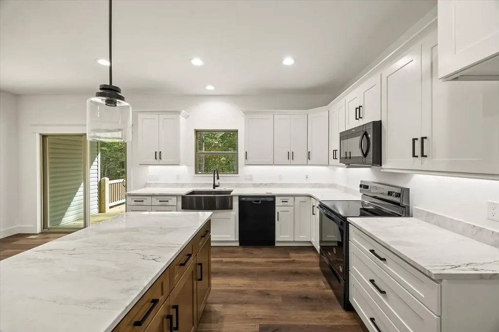 440 Saint George Drive Crossville TN 38558