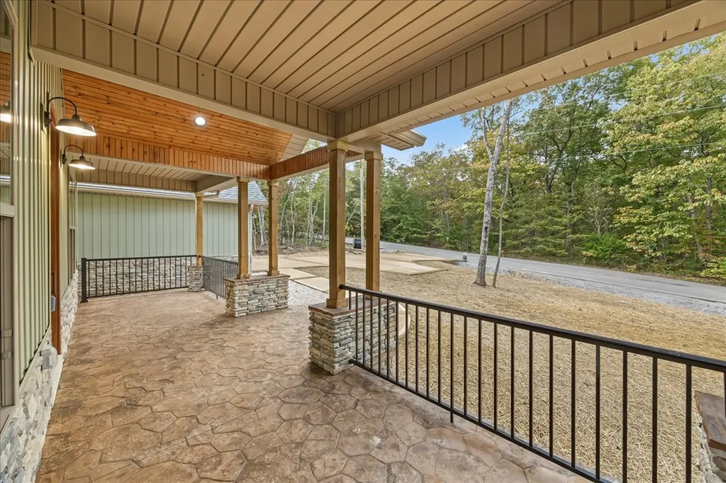 440 Saint George Drive Crossville TN 38558