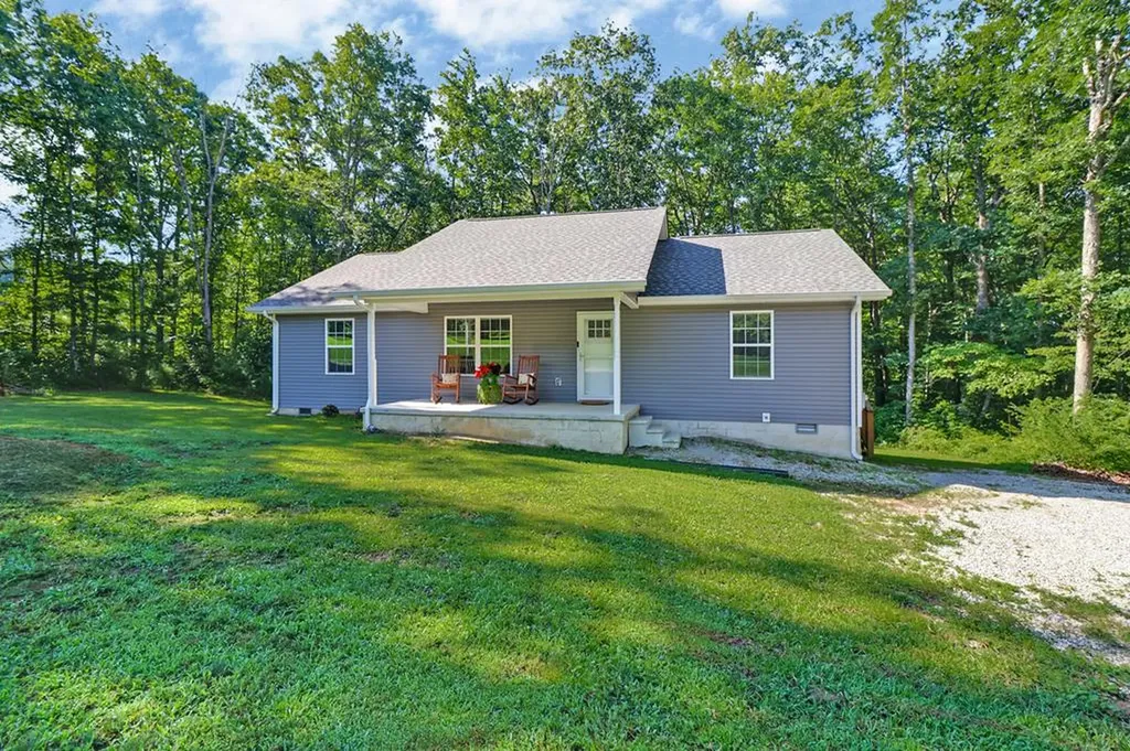 2296 Memory Garden Road Jamestown TN 38556