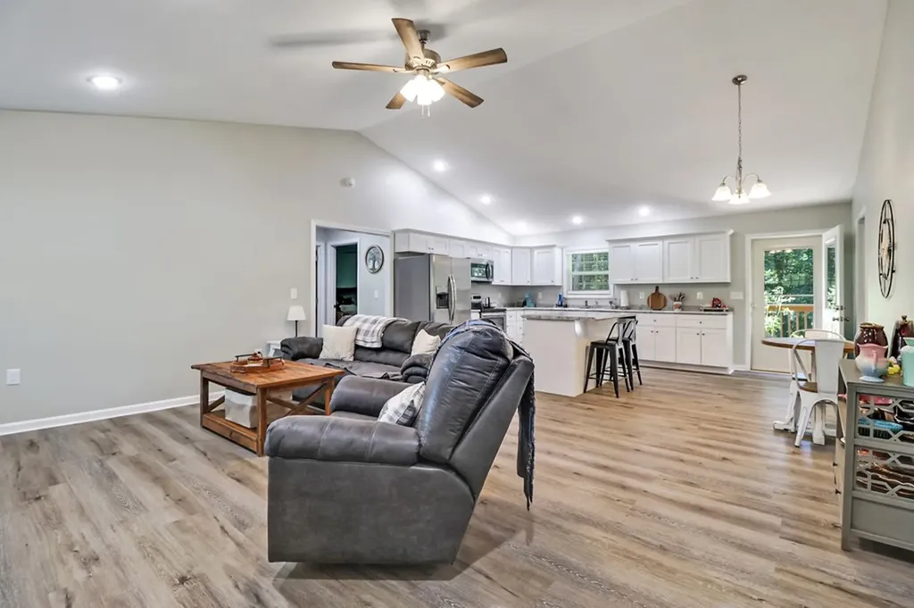 2296 Memory Garden Road Jamestown TN 38556