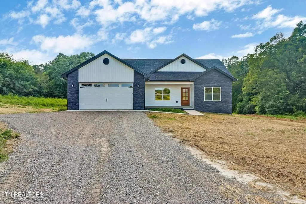 249 Old Grimsley Court Grimsley TN 38565