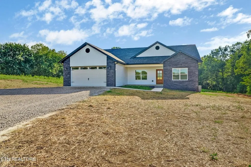 249 Old Grimsley Court Grimsley TN 38565