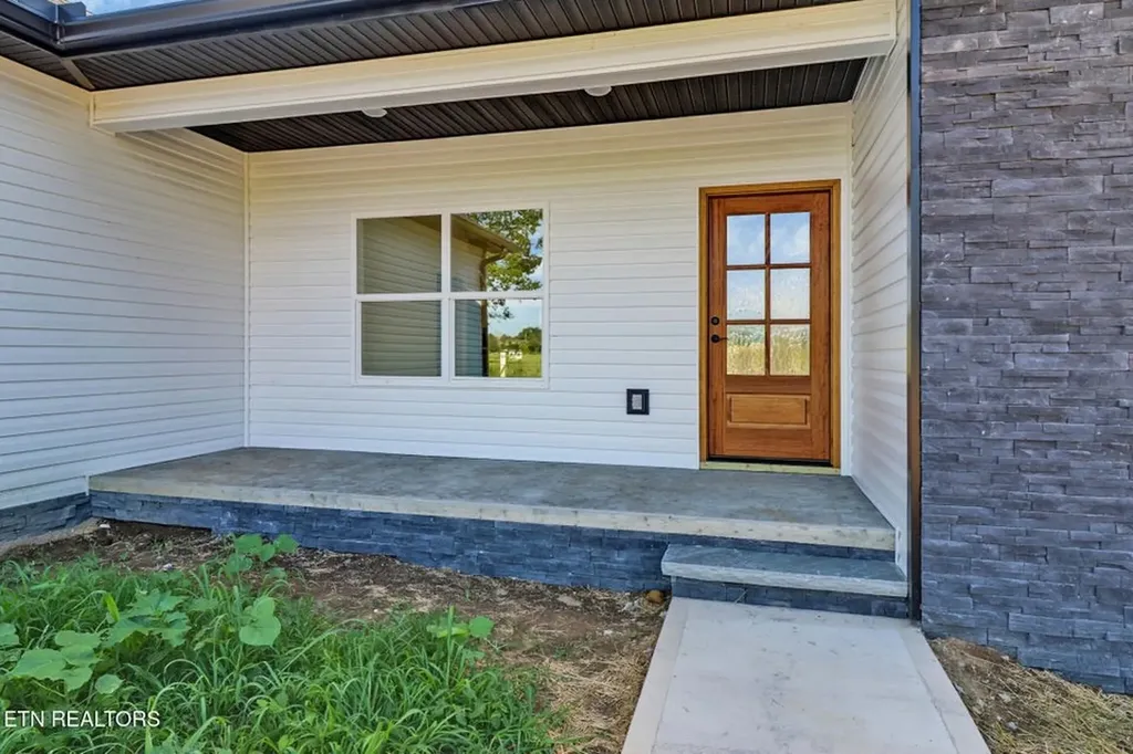 249 Old Grimsley Court Grimsley TN 38565