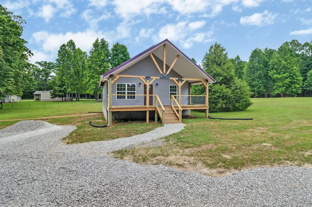 1173 Terry Lane Jamestown TN 38556