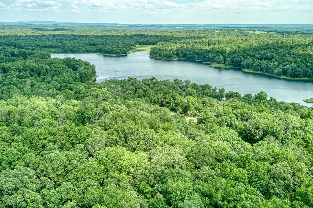 1.07 Ac Hemlock Lane Spencer TN 38585