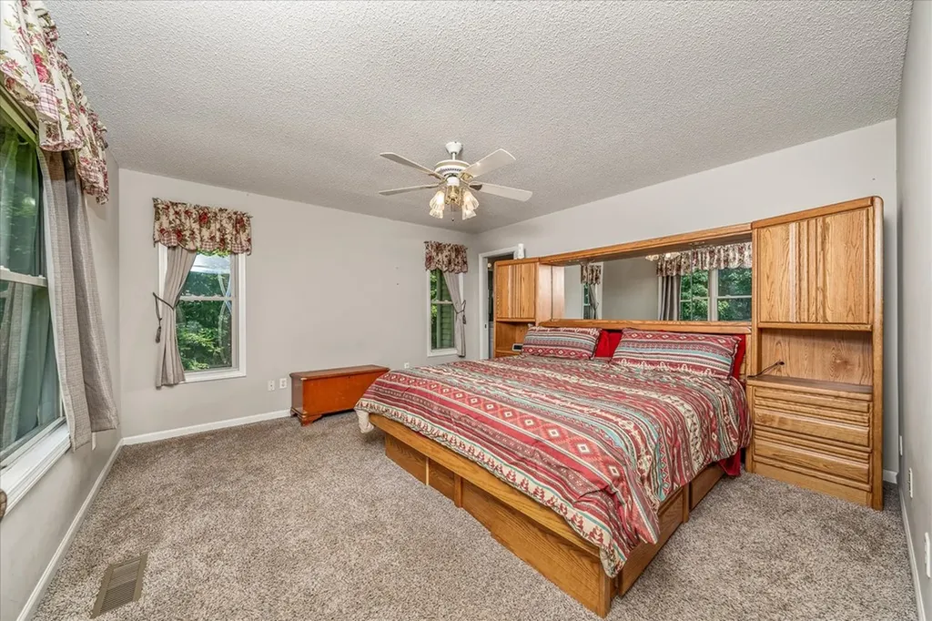 1133 W Laurel Way Monterey TN 38574