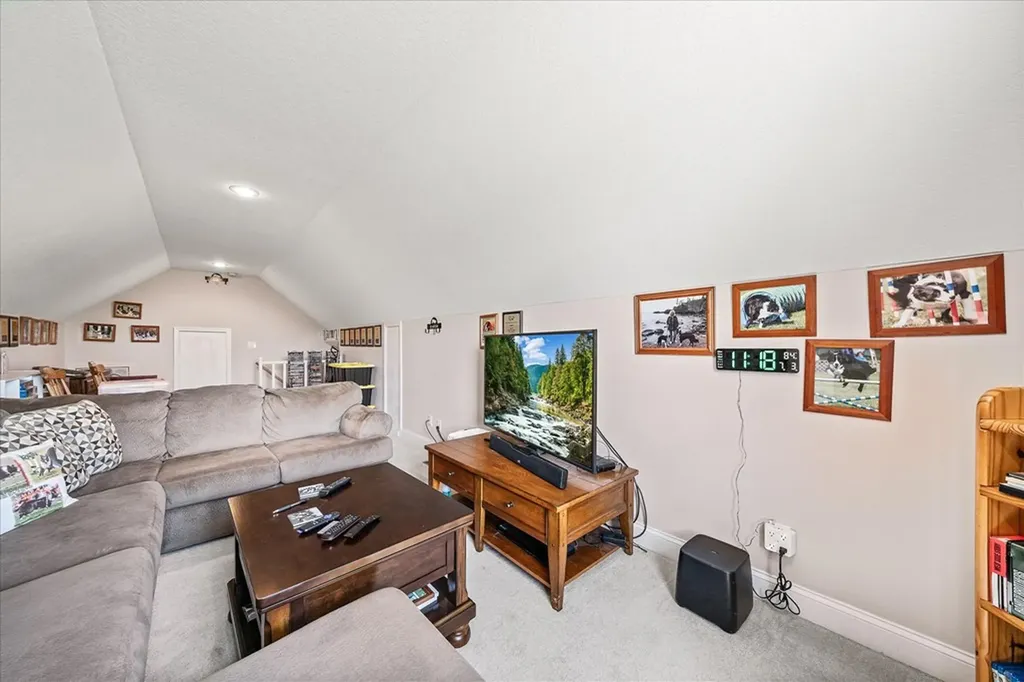 125 Clarence Lee Road Lancing TN 37770