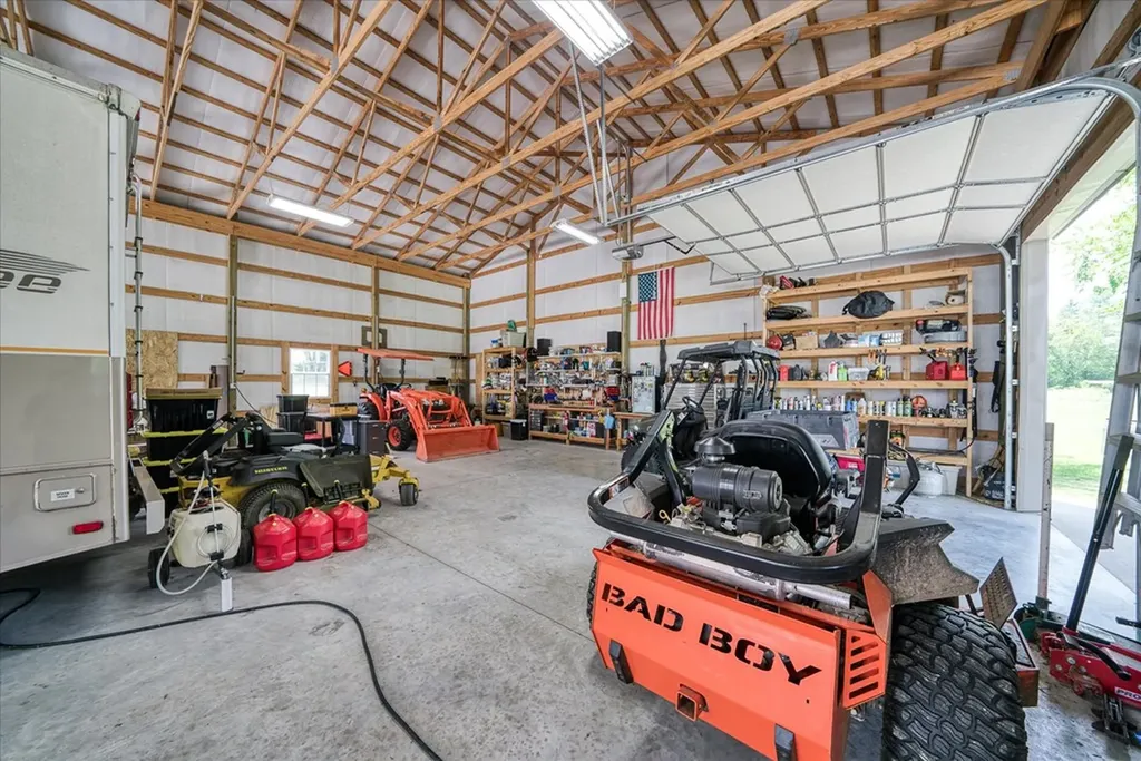 125 Clarence Lee Road Lancing TN 37770