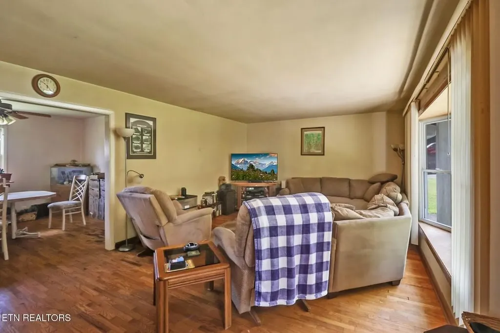 110 Clark Avenue Jamestown TN 38556