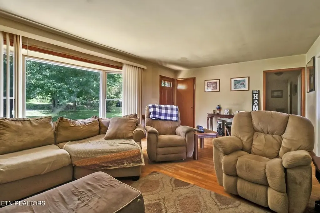 110 Clark Avenue Jamestown TN 38556