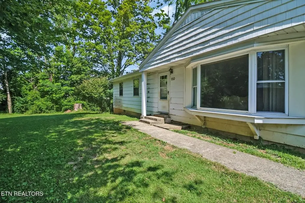 110 Clark Avenue Jamestown TN 38556