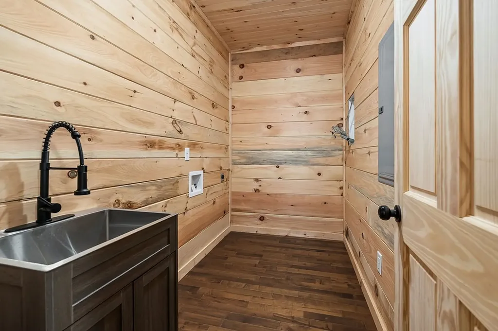 106 Raccoon Lane Jamestown TN 38556