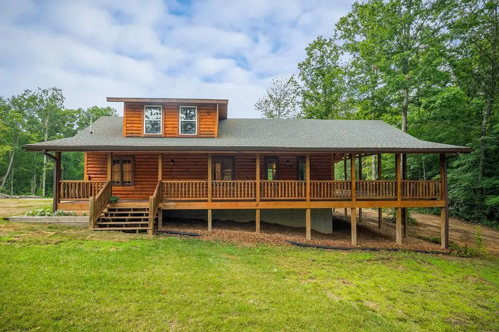 106 Raccoon Lane Jamestown TN 38556