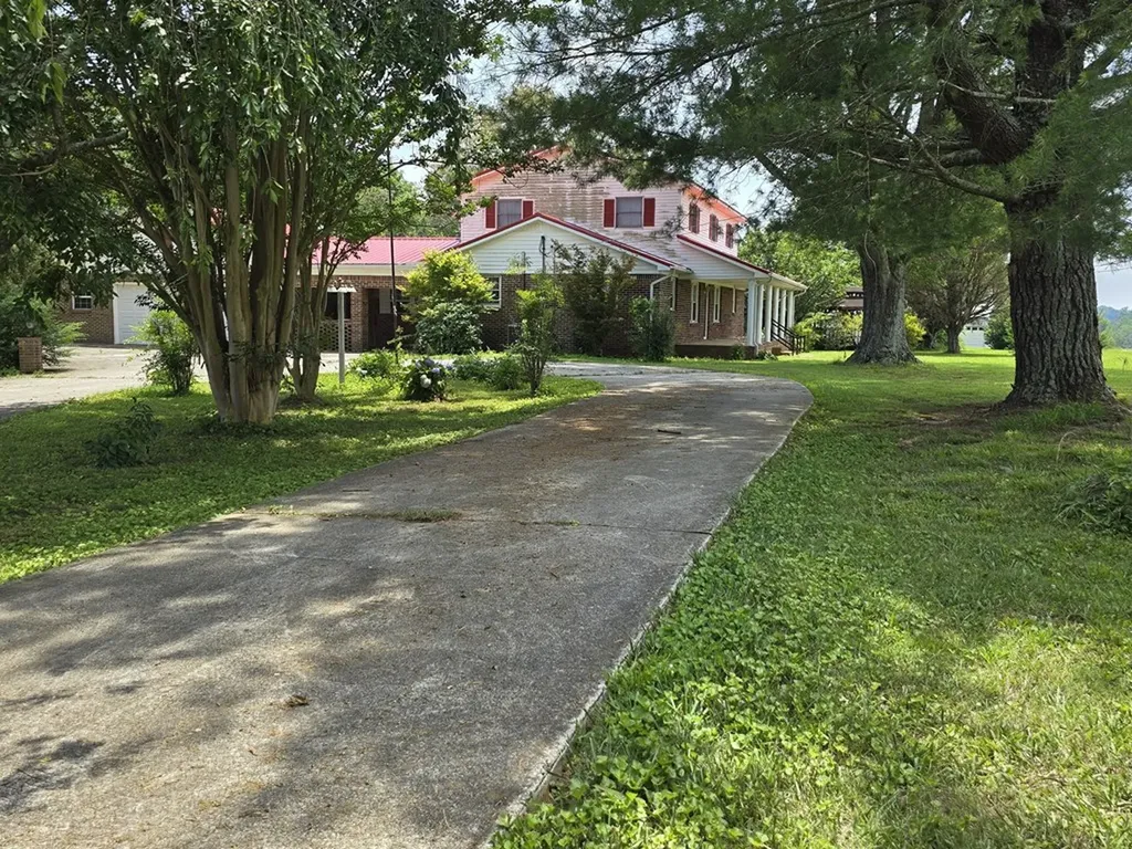 6579 Vervilla Road Morrison TN 37357