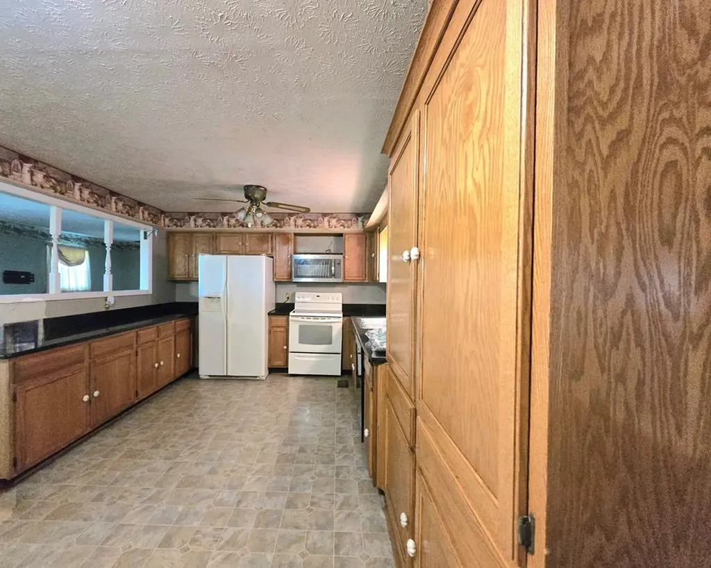 6579 Vervilla Road Morrison TN 37357