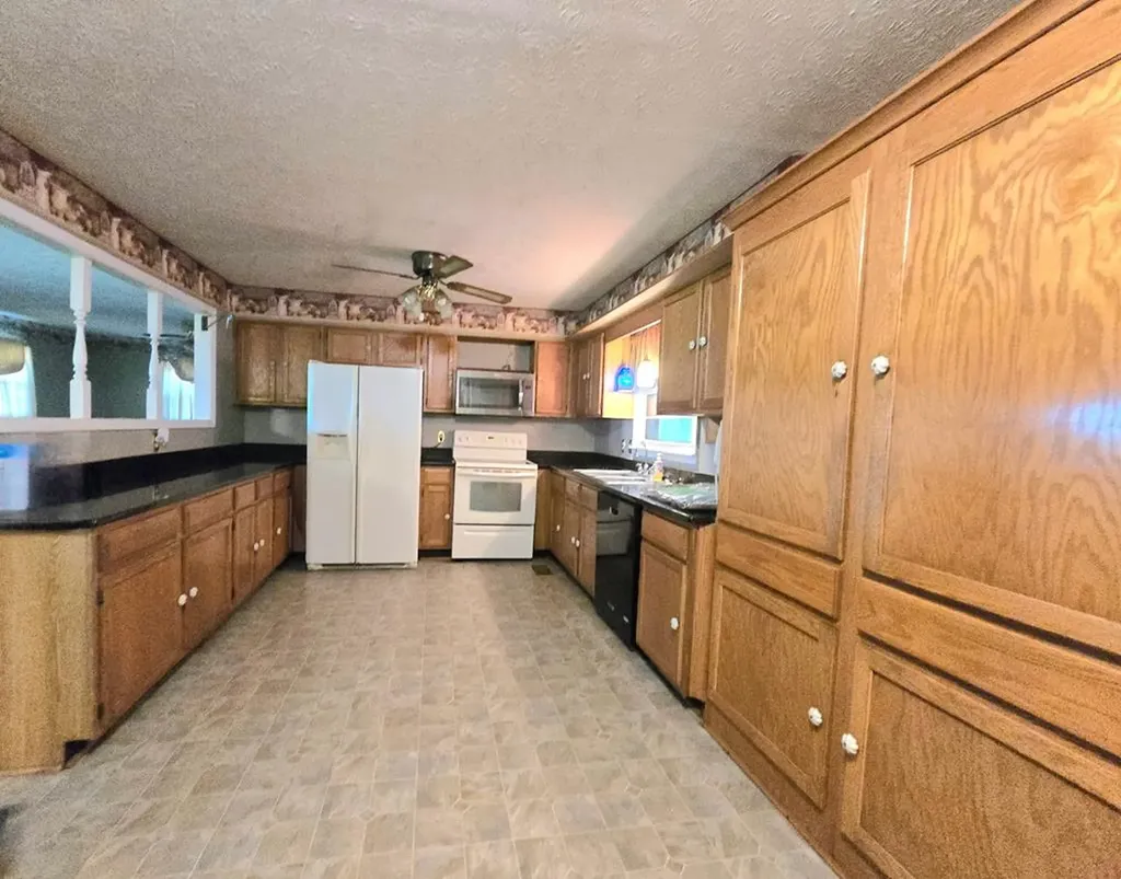 6579 Vervilla Road Morrison TN 37357