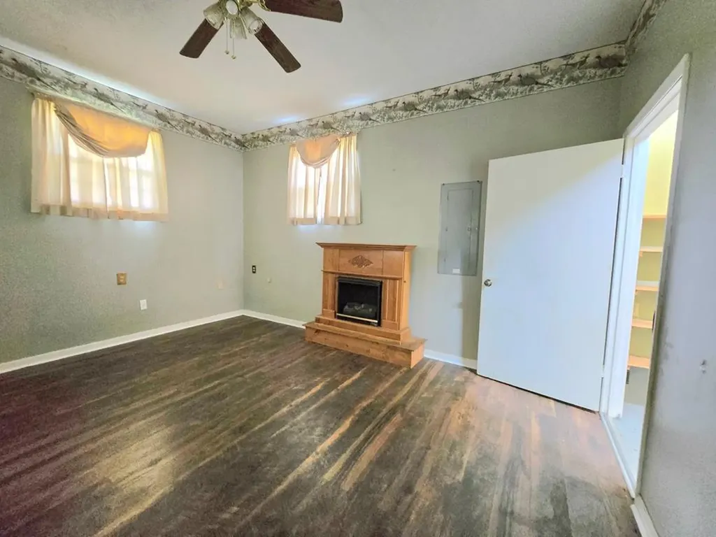 6579 Vervilla Road Morrison TN 37357