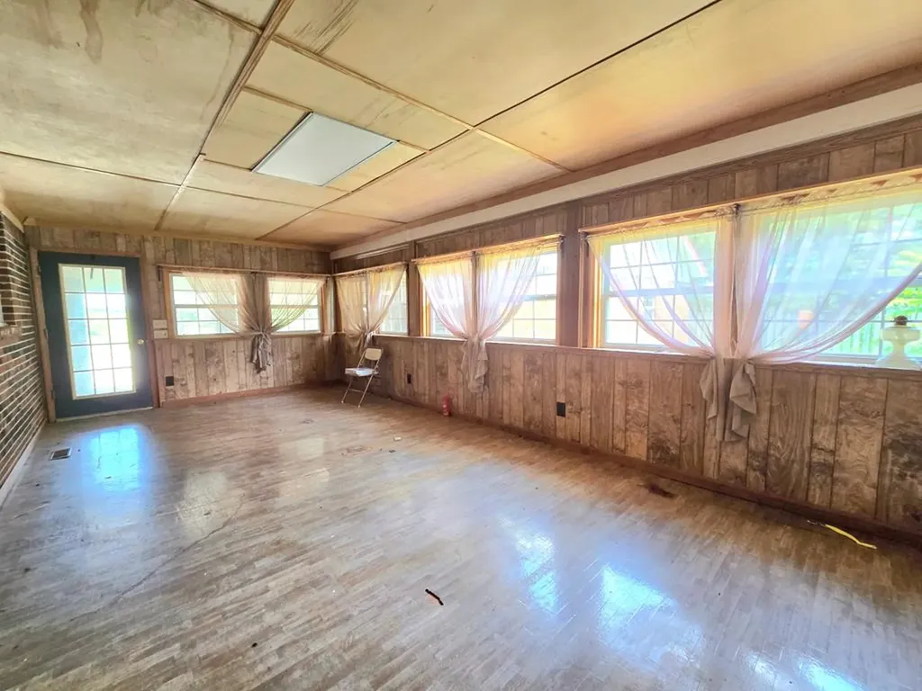 6579 Vervilla Road Morrison TN 37357