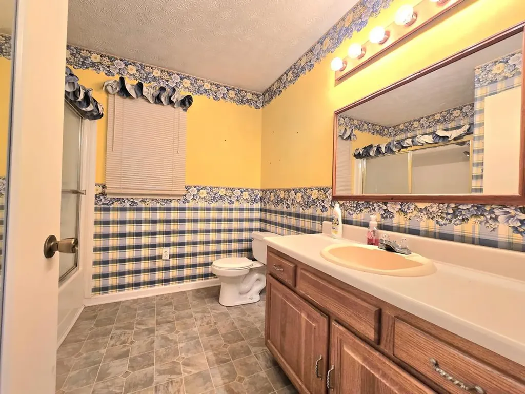 6579 Vervilla Road Morrison TN 37357