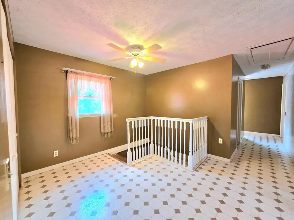 6579 Vervilla Road Morrison TN 37357