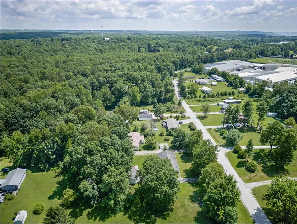 1047 Phillips Drive Monterey TN 38574