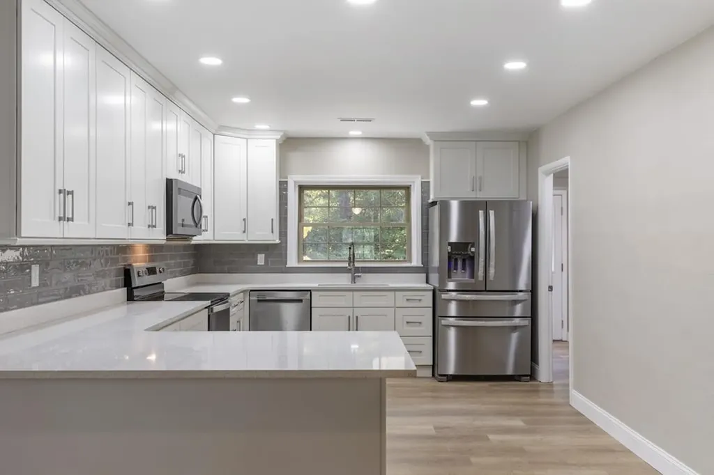 11158 N Highway 70 Crossville TN 38571