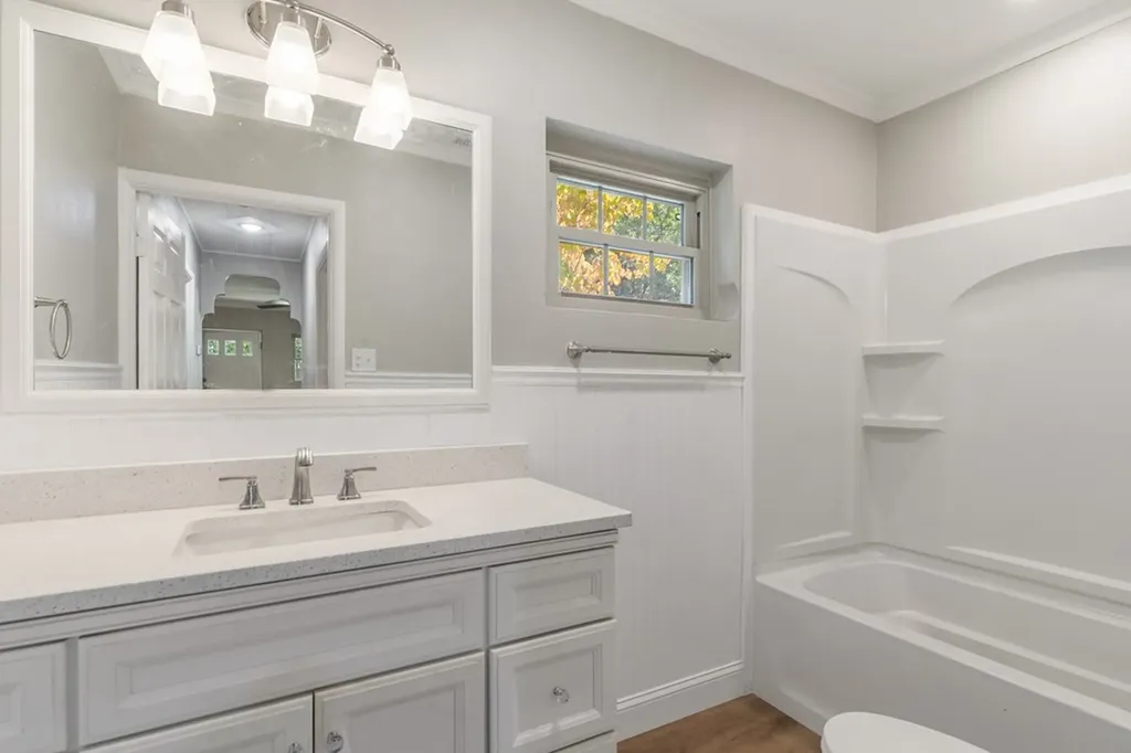 11158 N Highway 70 Crossville TN 38571